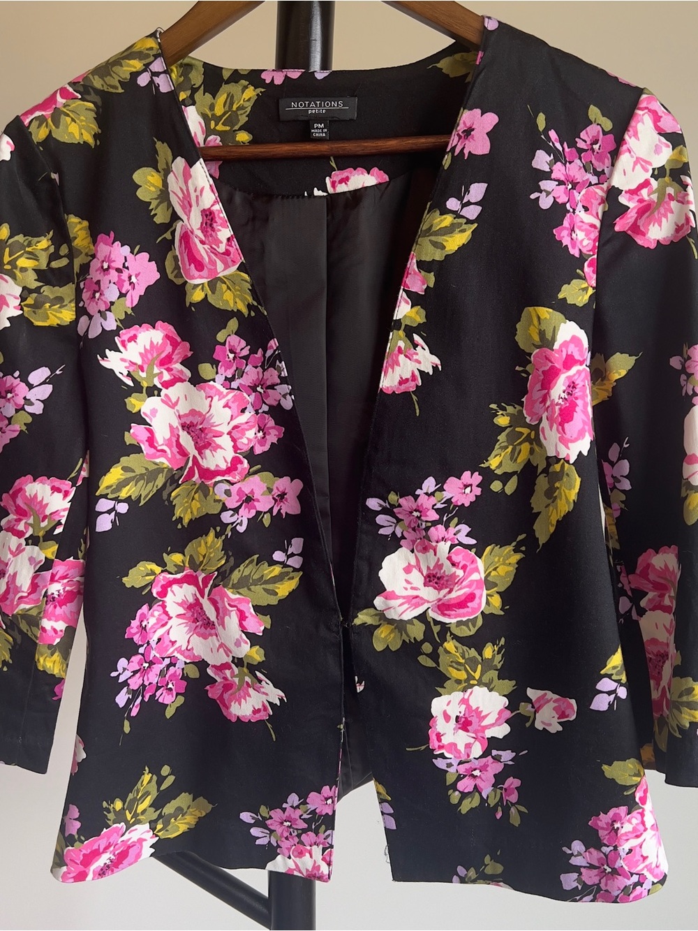 Notations Petite Black Floral Open Front‎ Crop Blazer Jacket